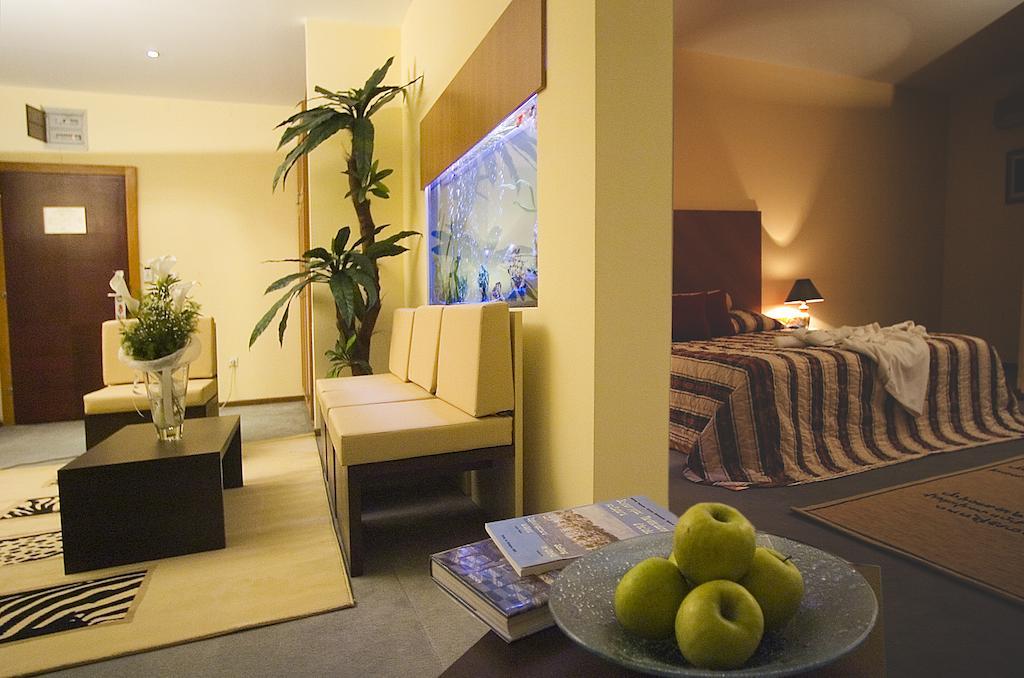 Hotel Tcc Plaza 斯科普里 客房 照片