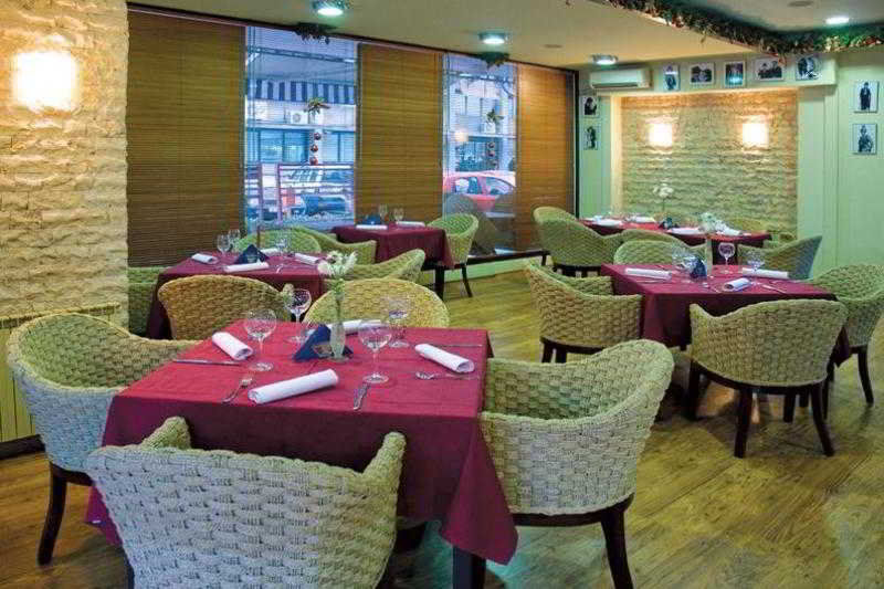 Hotel Tcc Plaza 斯科普里 餐厅 照片